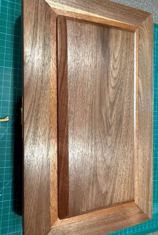 The "Executive Reserve" Walnut Keepsake Box